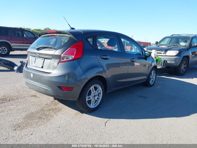 Ford FIESTA SE 2017 3FADP4EJ5HM172285 Image 4