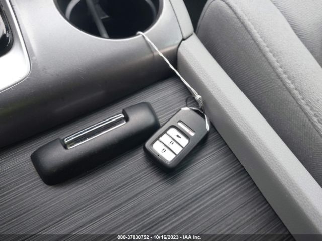 5FNYF5H1XJB024952 Honda PILOT LX
