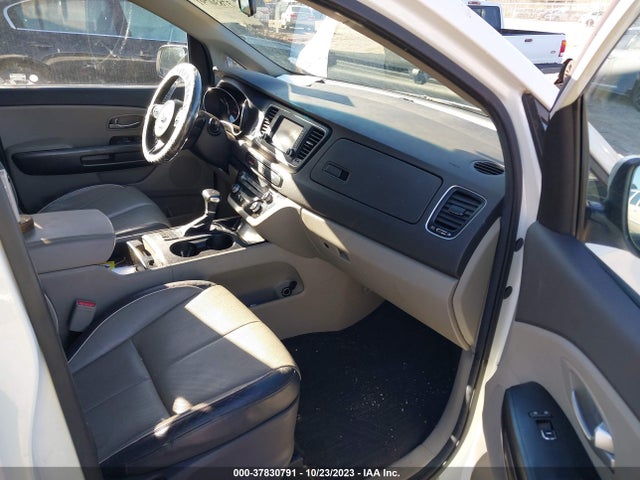 2017 KIA SEDONA LX VIN: KNDMB5C15H6281458