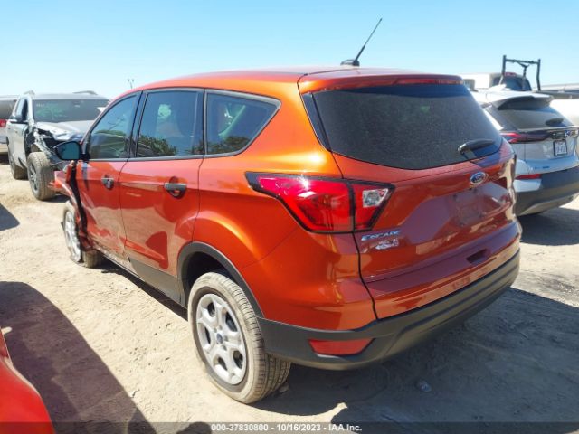 2019 FORD ESCAPE 1FMCU0F7XKUA78962 Photo 2