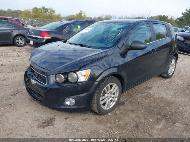 Chevrolet SONIC LT 2014 1G1JC6SB4E4243784 Image 2