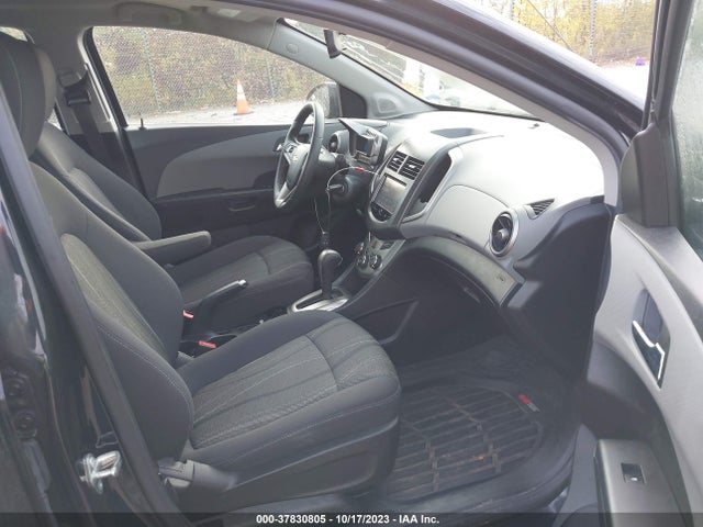 Chevrolet SONIC LT 2014 1G1JC6SB4E4243784 Image 5