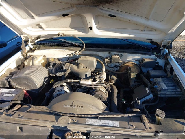 1998 CHEVROLET C/K 1500 VIN: 1GCEK14R3WZ200115