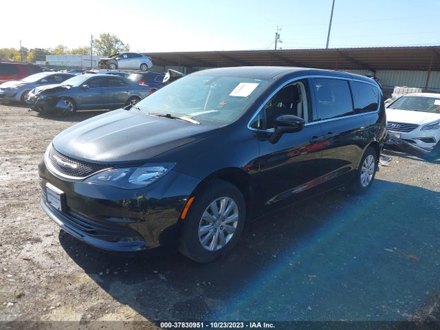 Chrysler Voyager L 2020 2C4RC1AG8LR146611 Image 2