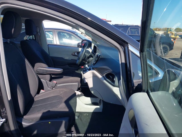 Chrysler Voyager L 2020 2C4RC1AG8LR146611 Image 5