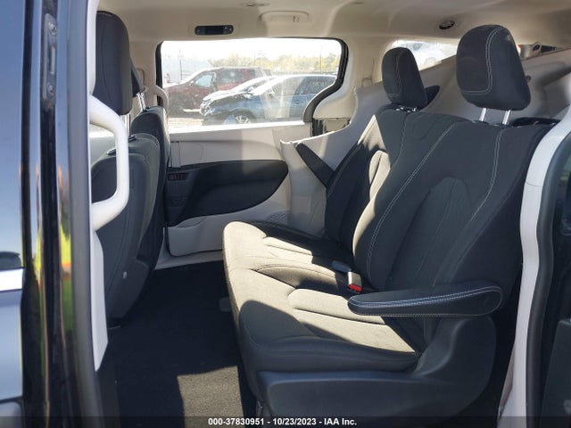 Chrysler Voyager L 2020 2C4RC1AG8LR146611 Image 8