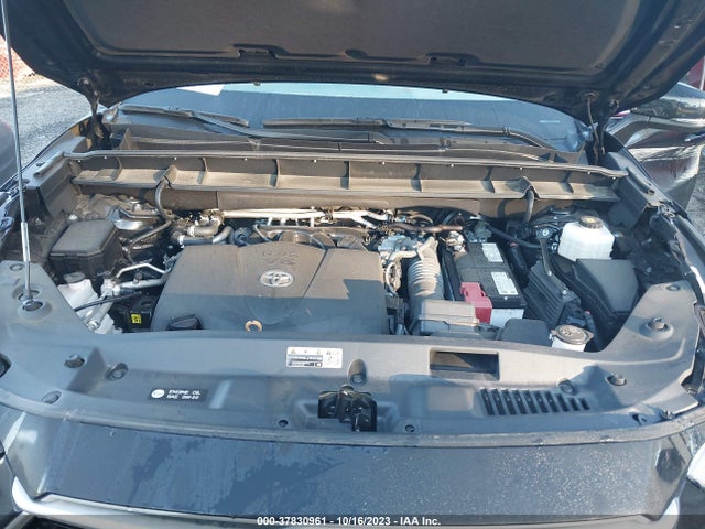 Toyota Highlander Xle 2022 5TDGZRAH3NS128461 Image 10