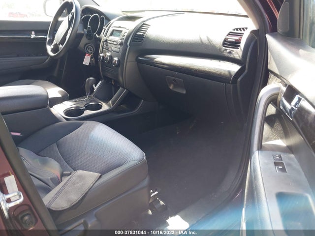 2012 KIA SORENTO LX VIN: 5XYKT3A15CG292249