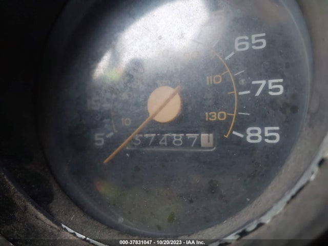 1983 CHEVROLET C10 VIN: 1GCCC14DXDJ111954