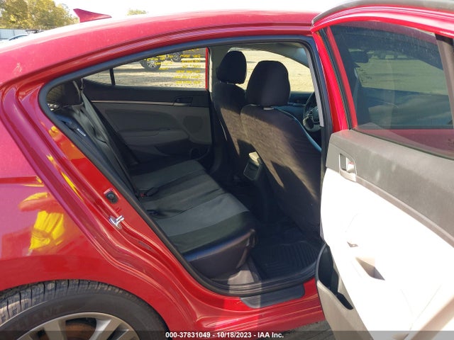 Hyundai ELANTRA SEL 2018 5NPD84LF9JH301548 Image 8