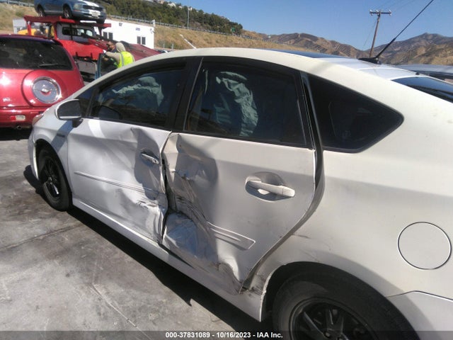 Toyota Prius Four/five/three/one/two 2014 JTDKN3DU6E1753638 Image 6