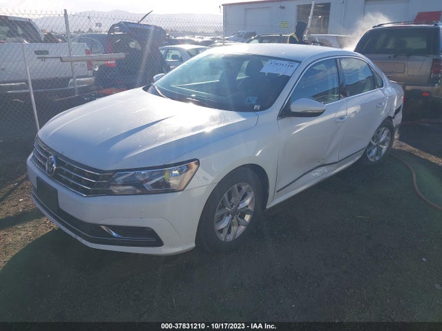 1VWAT7A35GC060844 Volkswagen Passat 1.8t S