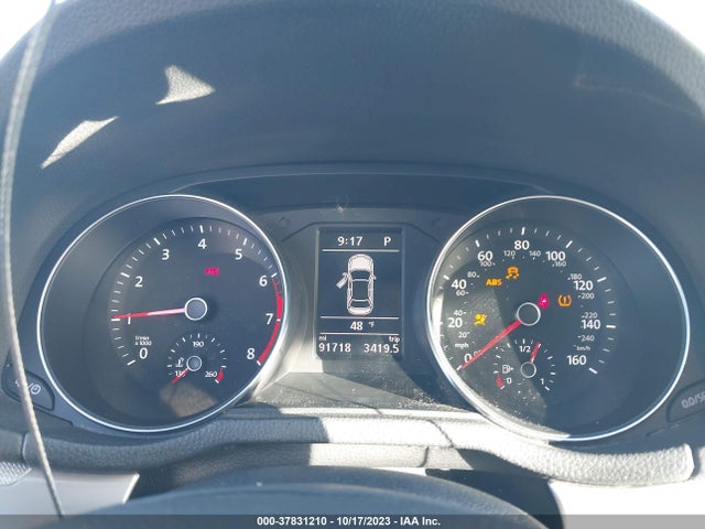 1VWAT7A35GC060844 Volkswagen Passat 1.8t S