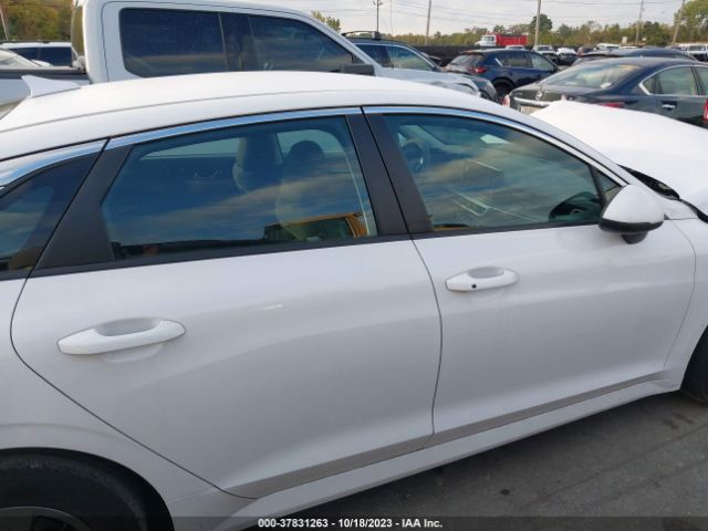 5XXG14J25NG084339 KIA K5 LXS