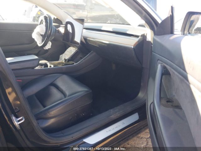 5YJ3E1EA2KF399228 Tesla Model 3 Range