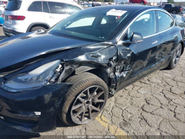 5YJ3E1EA2KF399228 Tesla Model 3 Range