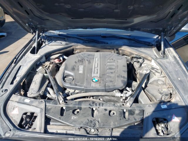 WBAXA5C59GG042522 BMW 535d