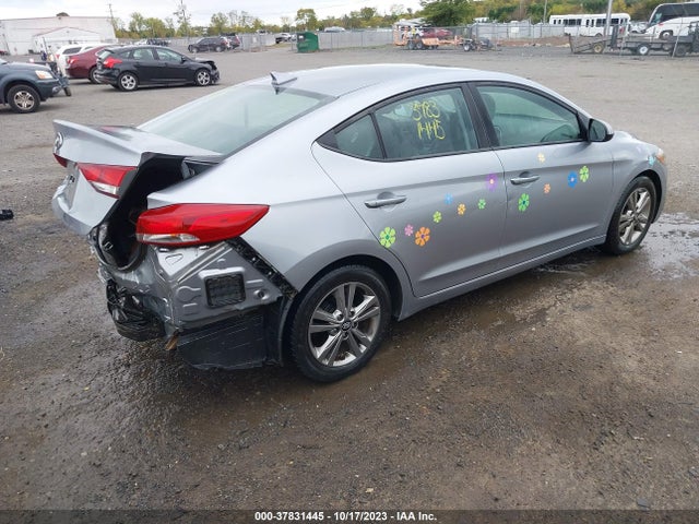 Hyundai ELANTRA SE 2017 5NPD84LFXHH170463 Image 4