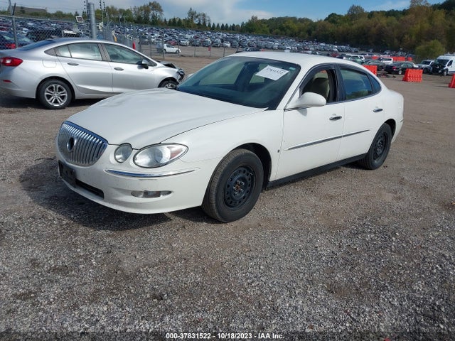 2008 BUICK LACROSSE CX VIN: 2G4WC582381181918