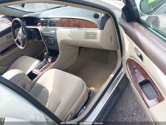 2008 BUICK LACROSSE CX VIN: 2G4WC582381181918