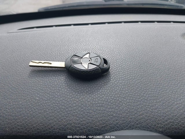 2006 MINI COOPER HARDTOP WMWRE33546TN26802 Photo 10