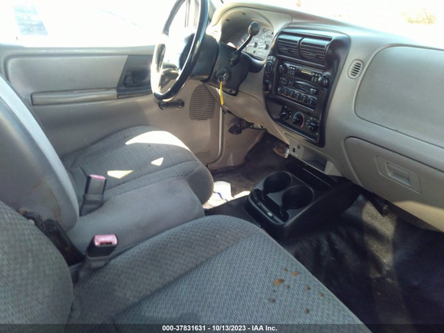2000 FORD RANGER 1FTZR15V6YTB18698 Photo 4