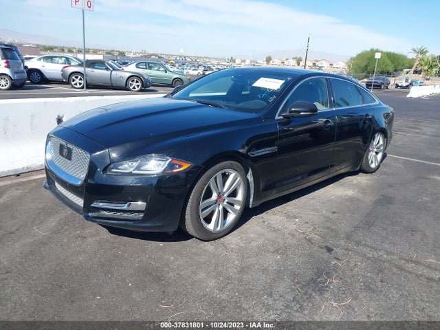 2016 JAGUAR XJ SAJWA2G78G8W01353 Photo 1