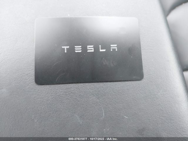 5YJ3E1EA8PF418629 Tesla MODEL 3