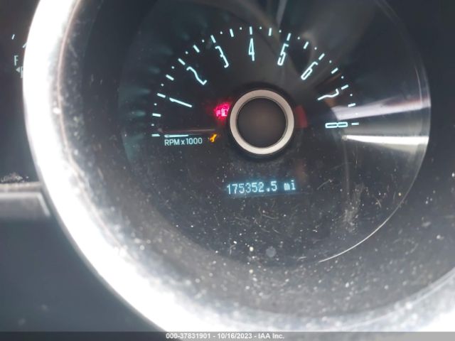 1ZVBP8AM3E5311398 Ford Mustang V6