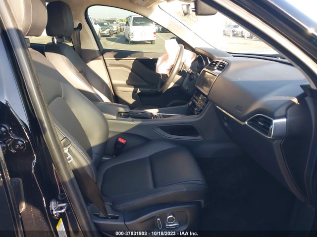 2020 JAGUAR F-PACE SADCJ2FX3LA658103 Photo 4