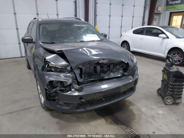 1C4PJMCB3EW153590 Jeep Cherokee Latitude