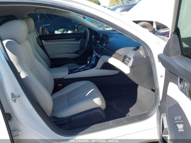 1HGCV1F11KA054071 Honda Accord Sedan Lx 1.5t