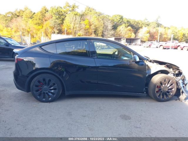 5YJYGDEF2LF037298 Tesla Model Y