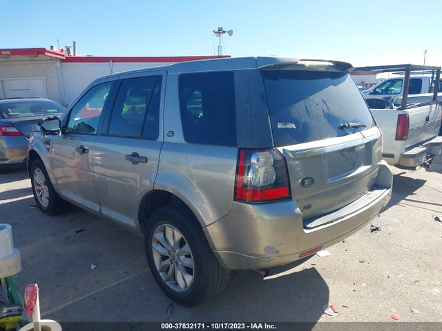 2011 LAND ROVER LR2 VIN: SALFR2BN3BH225840