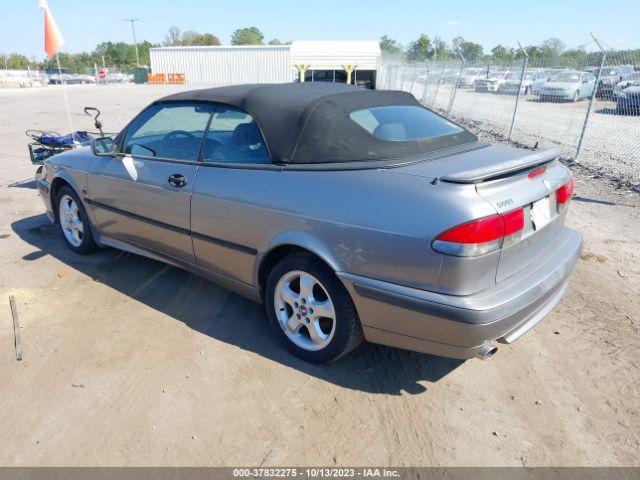 2001 SAAB 9-3 YS3DF78K617005526 Photo 2