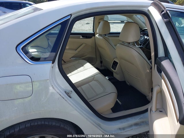 2016 VOLKSWAGEN PASSAT 1VWBT7A32GC022556 Photo 7