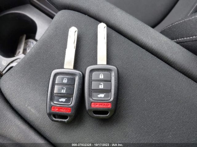 SHHFK7H22JU201211 Honda Civic Hatchback Lx