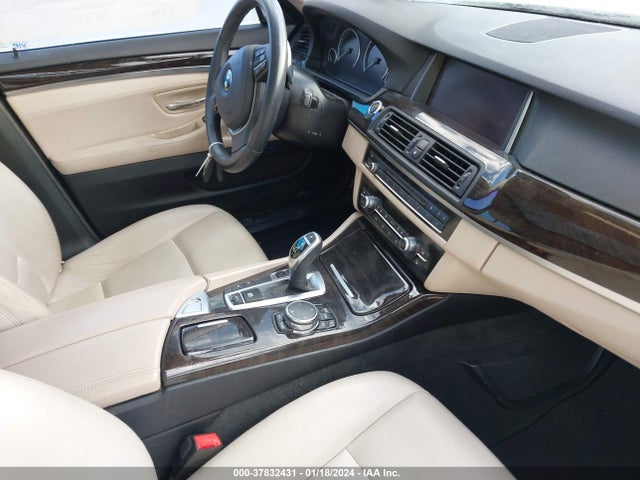 BMW 535i 2016 WBA5B1C58GG134041 Image 5