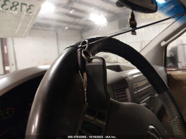 2004 NISSAN TITAN LE VIN: 1N6AA07BX4N553124
