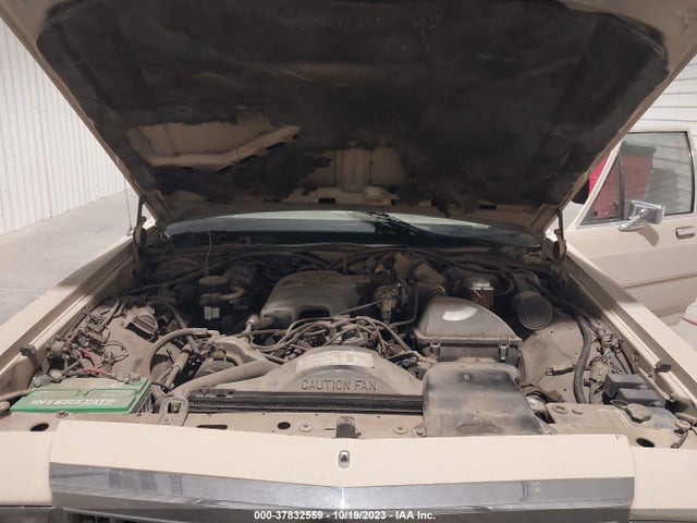 1986 FORD LTD CROWN VICTORIA VIN: 2FABP43F5GX218352