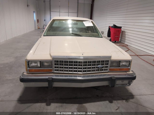 1986 FORD LTD CROWN VICTORIA VIN: 2FABP43F5GX218352