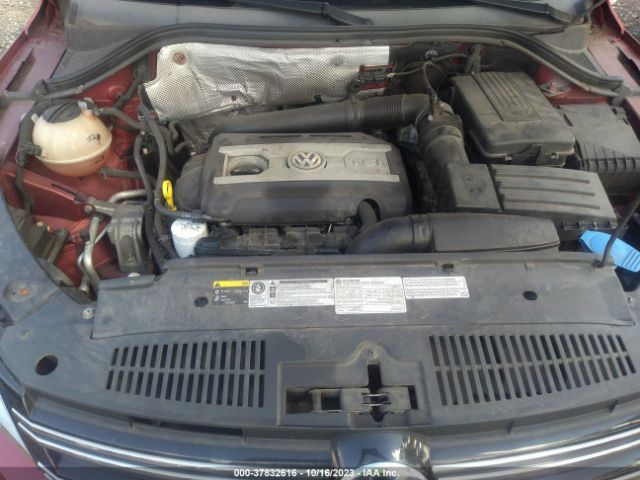WVGAV7AX1FW097673 Volkswagen TIGUAN SE