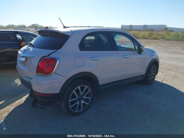 ZFBCFXET3GP390748 Fiat 500x Trekking Plus