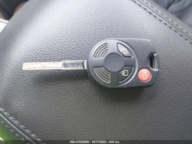 1FMCU0F77EUC27171 Ford ESCAPE S