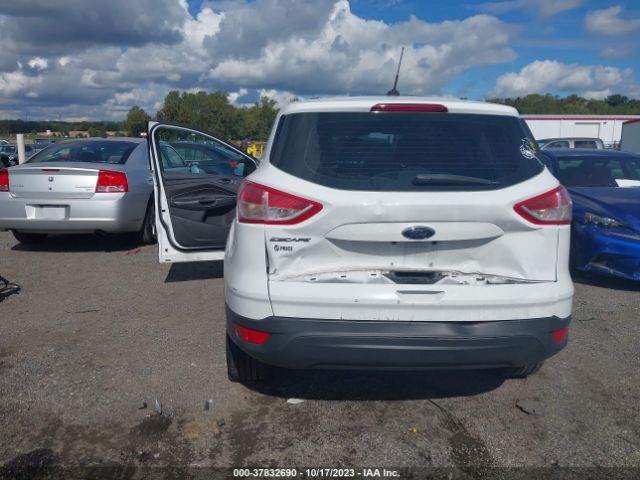 1FMCU0F77EUC27171 Ford ESCAPE S