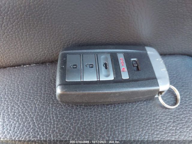 19UDE2F74JA001880 Acura Ilx W