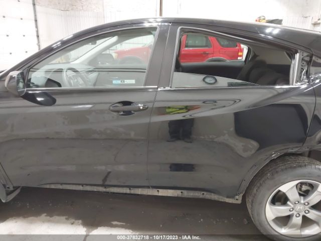 3CZRU6H39KG713825 Honda HR-V LX