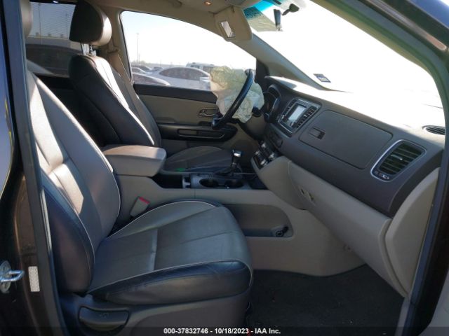 KNDMB5C12H6268019 KIA SEDONA LX