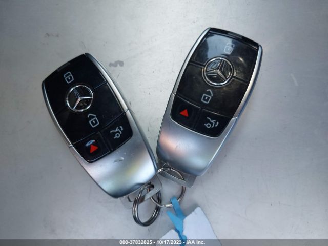 WDDZF4JB2KA530731 Mercedes-Benz E-class E 300