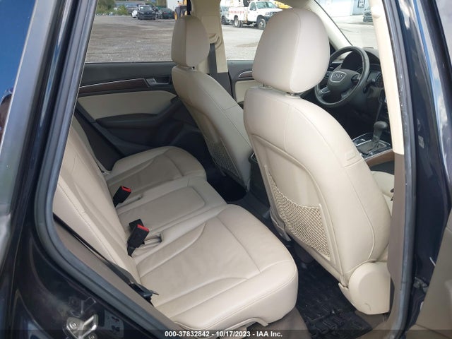 WA1CMAFP8EA009083 Audi Q5 Premium Plus
